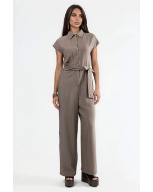Wijd-Geschouderde Overhemdkraag Jumpsuit met Knopen