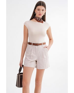 Hoge Taille Shorts met Riemdetail