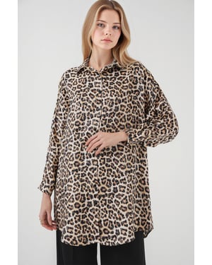 Leopardmönstrad långärmad knäppskjorta