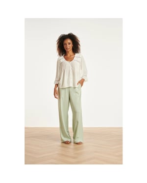 Smashed Lemon Gebroken wit blouse met kant en fijne details |