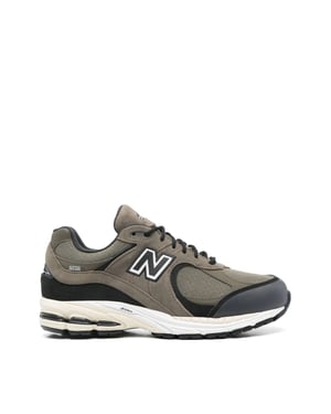2002R Gore-Tex Sneakers
