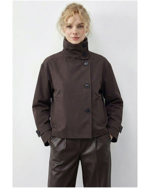 Kort trench coat med mandarin-krage