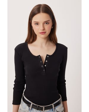 Slim Fit U-halsad långärmad blus