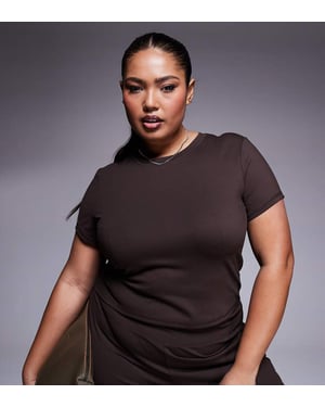 4505 Curve Icon soft touch studio baby t-shirt in chocolate