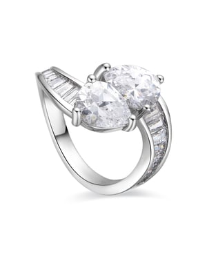 Luxenter ring met glanzende zirkonia zilverkleurige afwerking - Darbia