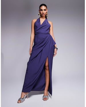 ASOS DESIGN pläterad omslag detaljerad maxiklänning med draperad kjol i indigo blå