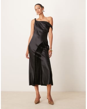 ASOS DESIGN twist off axel midi klänning i sammet och satin i svart