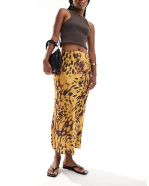 ASOS DESIGN satin bias midi kjol i brun blandad djurtryck