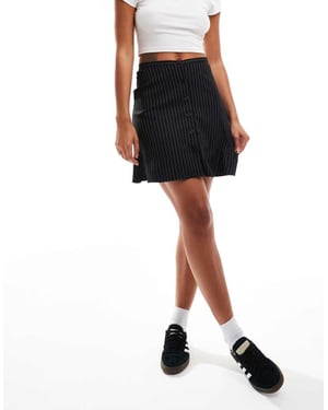 Miss Selfridge knappad flippy mini kjol i mono randig