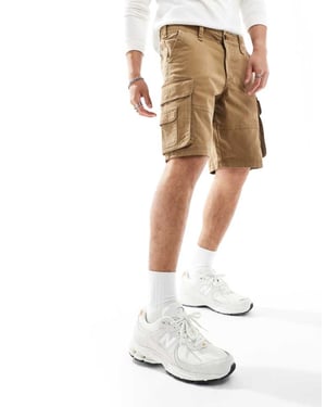 Hollister 10-tums cargoshorts i tan