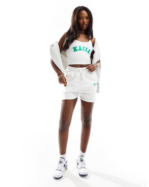Kaiia bomullsrika loggade sweatshorts koord i vitt
