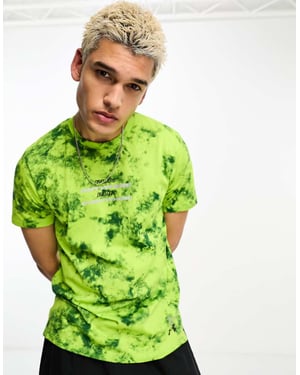 Under Armour Run Anywhere short sleeve t-shirt in green