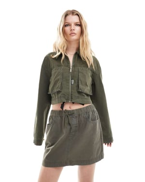 ASOS DESIGN kortärmad skjorta med praktiska fickor i tvättad khaki koord