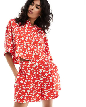 ASOS DESIGN rymlig skjorta i röd blommönster