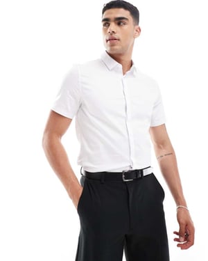 ASOS DESIGN slim satängskjorta med kort ärm i vit