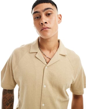 Jack & Jones oversized texturerad skjorta med omvänd krage i beige