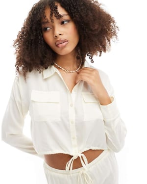 ASOS DESIGN utilitydetaljerad kortärmsskjorta i krämfärg