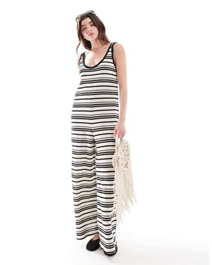 ASOS DESIGN virkad u-formad jumpsuit i randig mönster