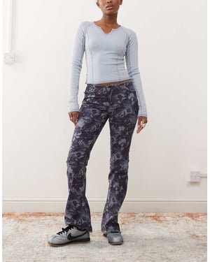 Monki låga stretch bootcut jeans i blått blommönster