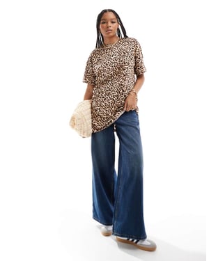 ASOS DESIGN oversized t-shirt med leopardtryck