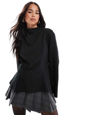 ASOS DESIGN midjefodrad peplumtop med utsvängda ärmar i svart
