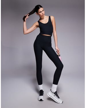 4505 mjuk touch rib hög midje gym legging i svart