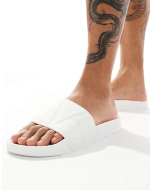 ASOS DESIGN flip-flop-sandaler i vitt