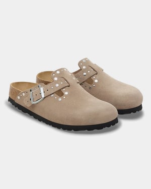 Boston Clogs in Tan