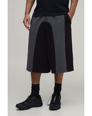 Contrast Panelled Embroidered Jersey Bermuda Jort
