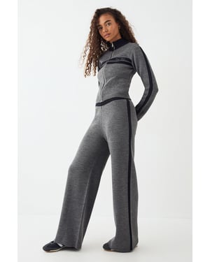 DSGN Studio Colour Block Straight Leg Trouser