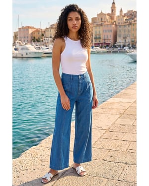 Petite Stitch Pocket Wide Leg Jeans