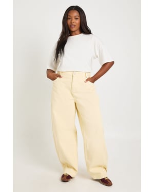 Plus Mid Waist Twisted Seam Barrel Leg Jean