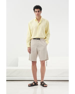 Bältesmidjade skräddarsydda shorts