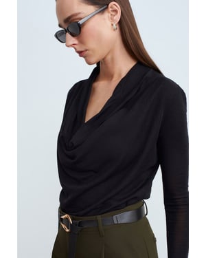 Slim-fit wol coltrui blouse