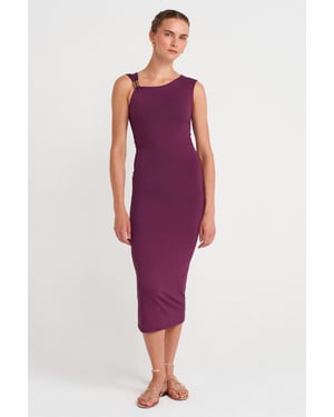 Mouwloze Bodycon Midi Jurk met Accessoire Detail