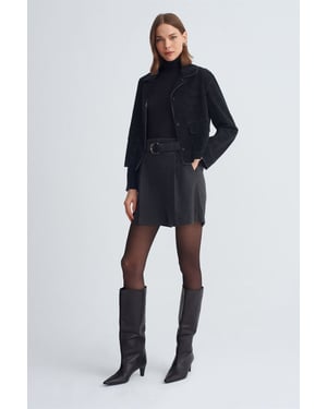 Högmidjade vida skräddarsydda shorts med bälte