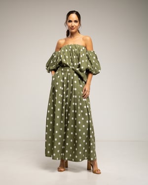 Set van stippenbroek en top, top met elastische boothals en wijde broek met zakken