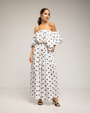 Set van stippenbroek en top, top met elastische boothals en wijde broek met zakken