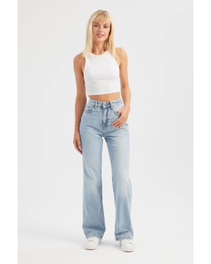 Höga midja raka jeans