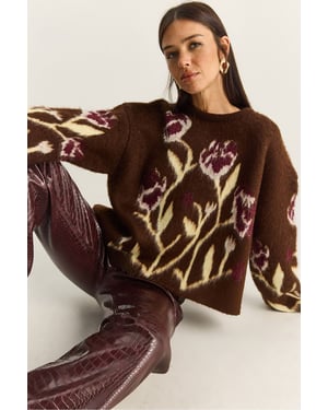 Crew Neck Flowering Sweater