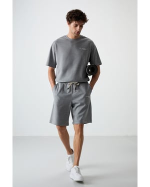 Overmaat T-shirt met Korte Mouwen en Korte Broek Set