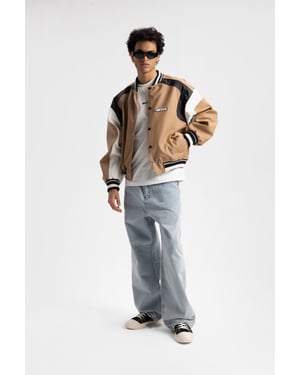 Avslappnad passform raka jeans