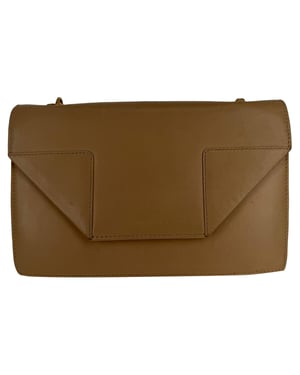 Saint Laurent Betty Axelremsväska i Beige Läder