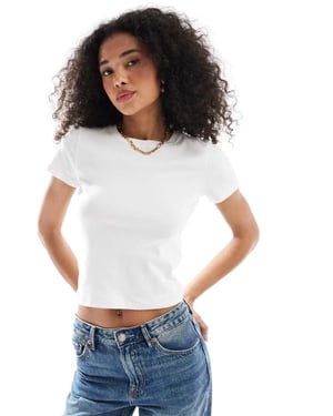 Hollister kortärmad ribbad t-shirt i vit