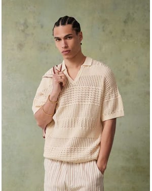 ASOS DESIGN avslappnad virkad stickad polo med urtagning i ecru