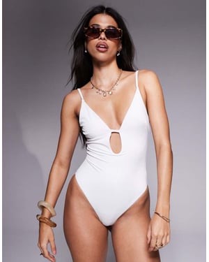 ASOS DESIGN Maya skär ut djup urringad baddräkt i vitt