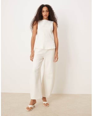 ASOS DESIGN interlock co-ord barrel leg jogger i kokosmjölk