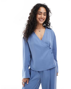 ASOS DESIGN lyocell-wrap skjorta med knytning i blått set