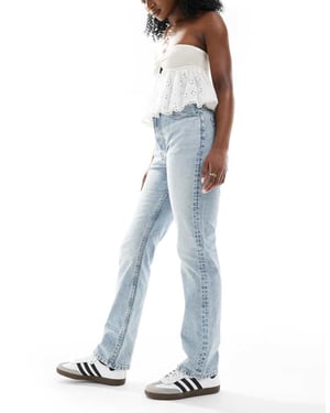 ASOS DESIGN 90-tals raka jeans i ljusblått