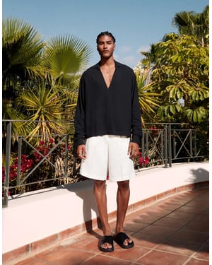 ASOS DESIGN smarta bermudashorts med frontveck i vitt